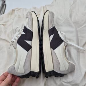 New Balance 327 Sea Salt/Black Women's Sneakers size 9